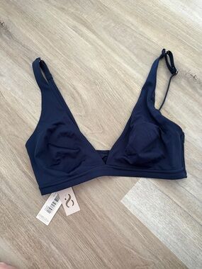 Huit so chic bralette bikini top size 36C